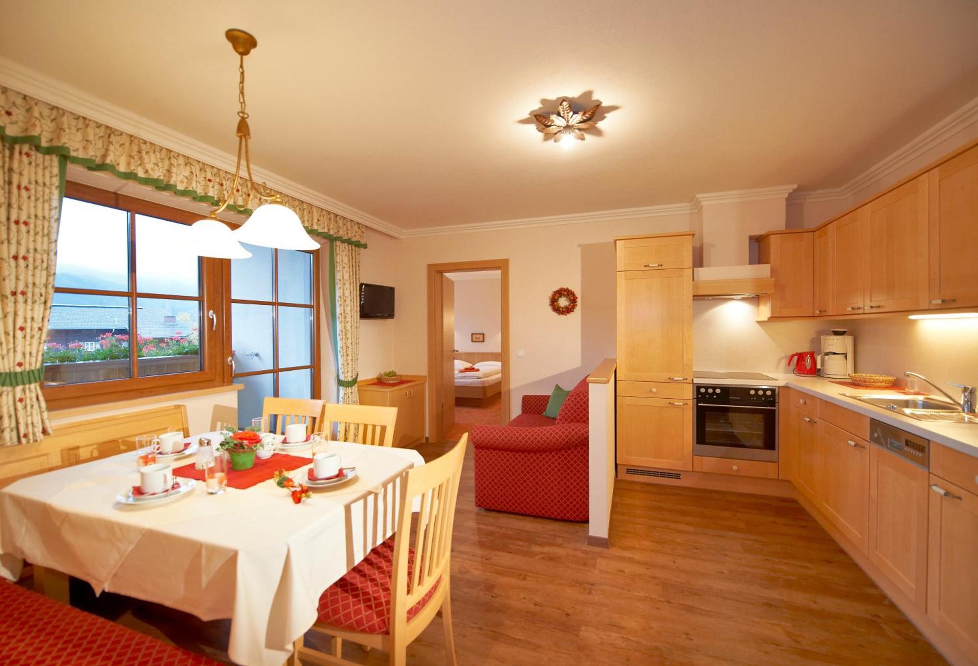 Hotel Garni Ransburgerhof Flachau Exterior foto